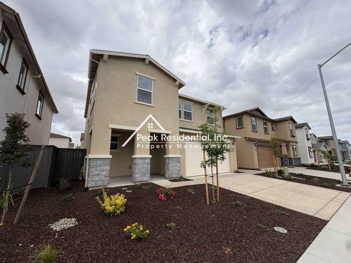 House for rent at 12636 Hereford Ave, Rancho Cordova, CA 95742