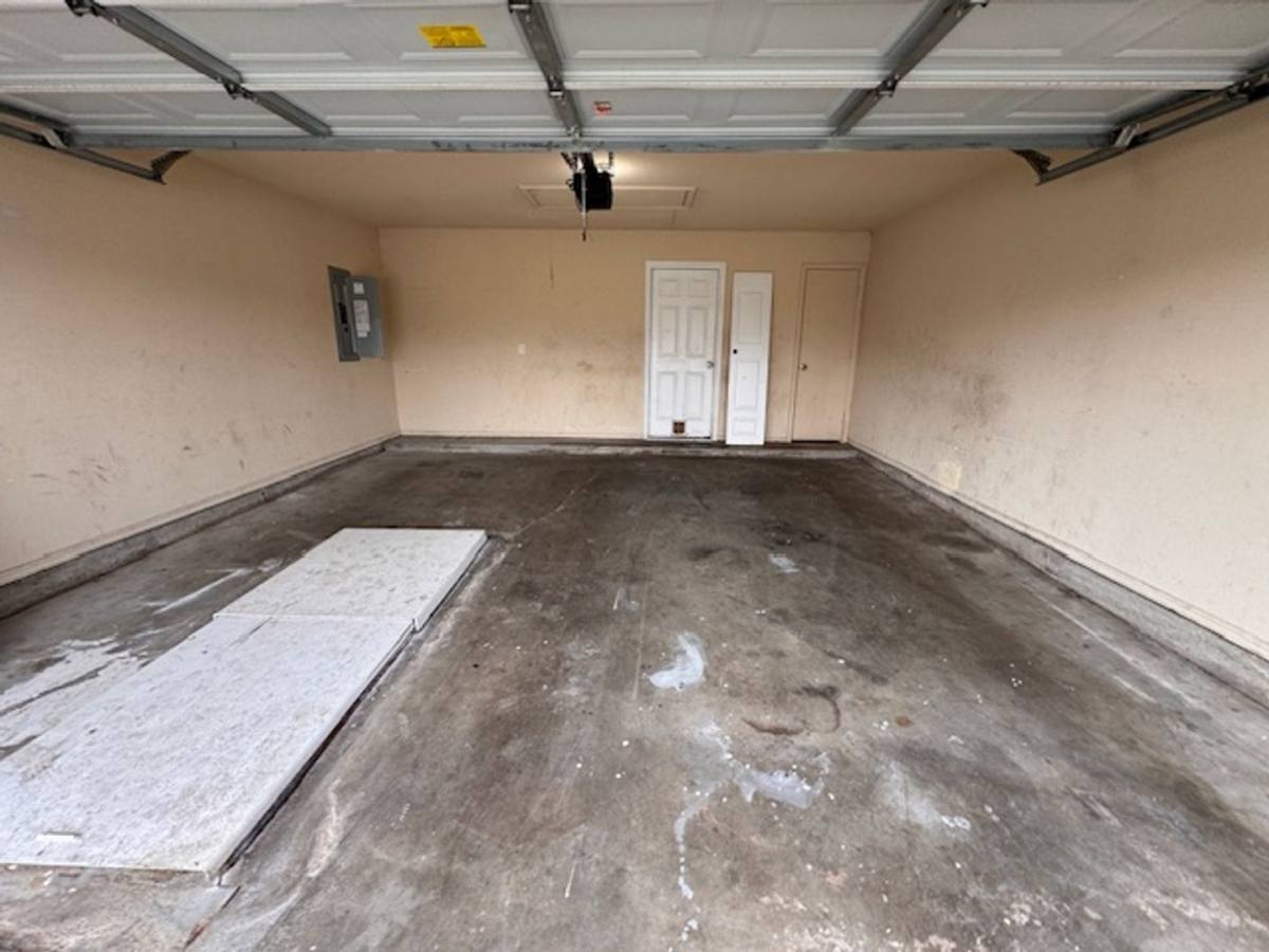 House for rent at 8601 Canyon Trail Dr, Oklahoma City, OK 73135