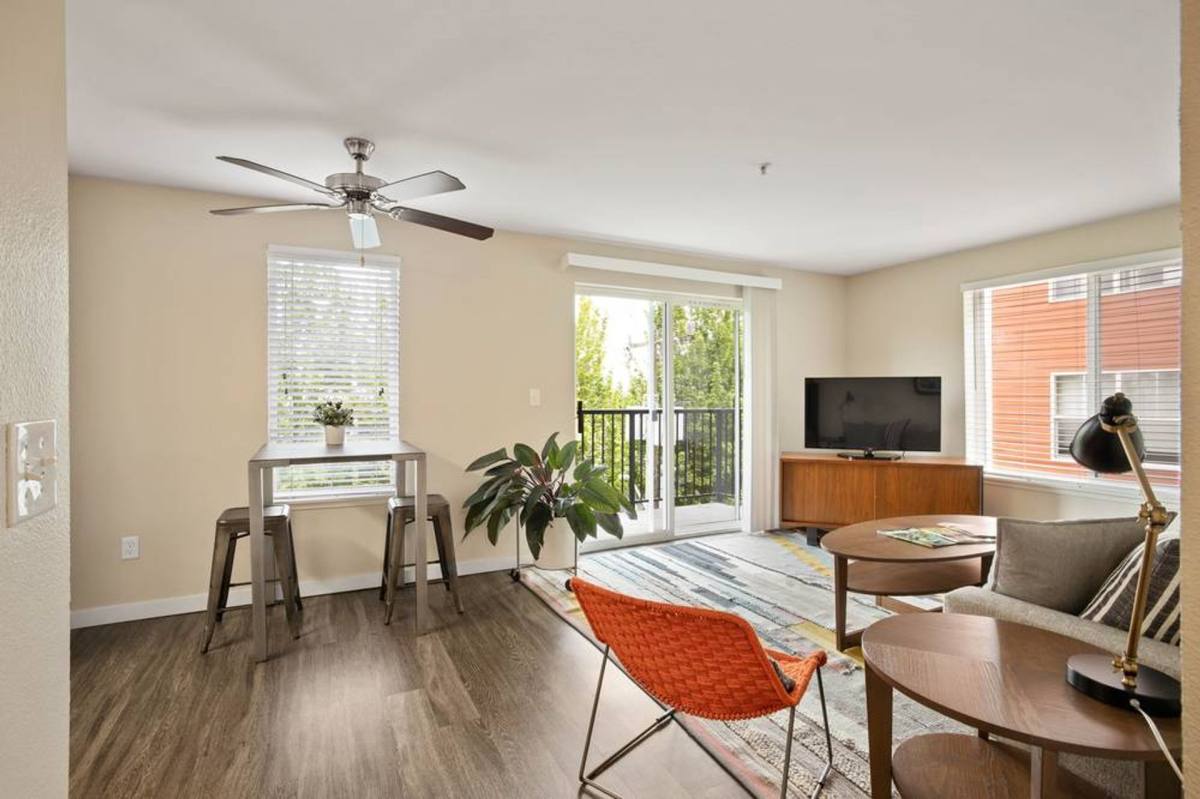 Apartment for rent at 411 10th Ave, Seattle, WA 98122