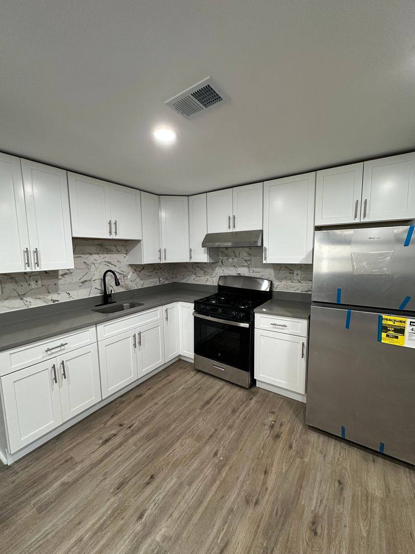 House for rent at 7 W 6th St, Marcus Hook, PA 19061