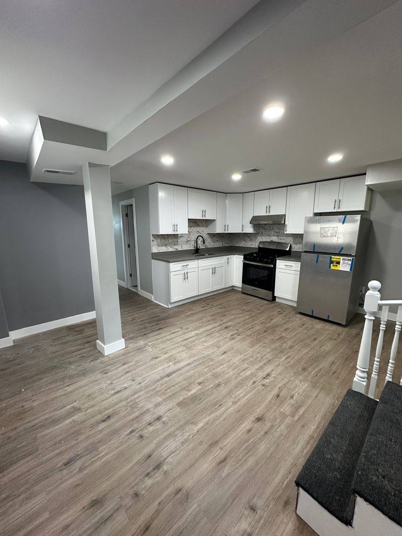 House for rent at 7 W 6th St, Marcus Hook, PA 19061