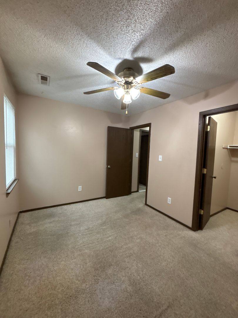 Apartment for rent at 3121 E12th St, Joplin, MO 64801