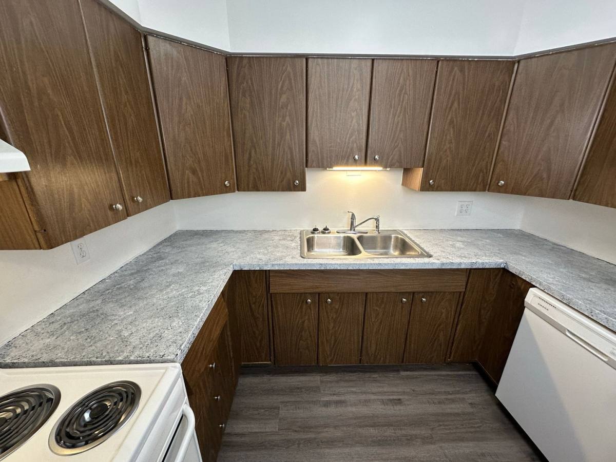 Apartment for rent at 1205 11th St N, Wahpeton, ND 58075