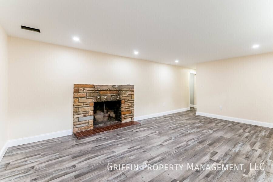 House for rent at 3505 Everest Dr, Temple Hills, MD 20748