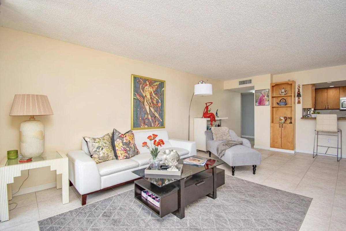 Apartment for rent at 3912 S Ocean Blvd #205, Boca Raton, FL 33487