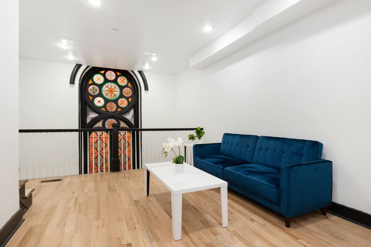 Apartment for rent at 1520 Green St, Philadelphia, PA 19130