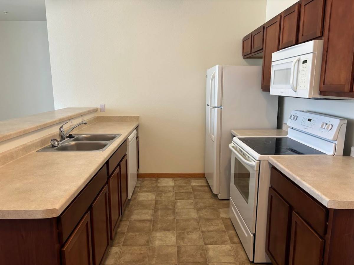 Apartment for rent at 101 Elliot Lane #109, Oregon, WI 53575