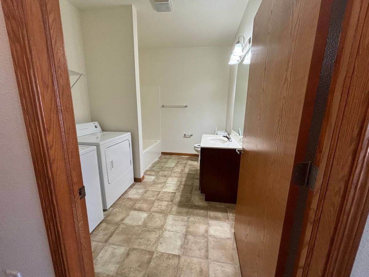 Apartment for rent at 101 Elliot Lane #109, Oregon, WI 53575