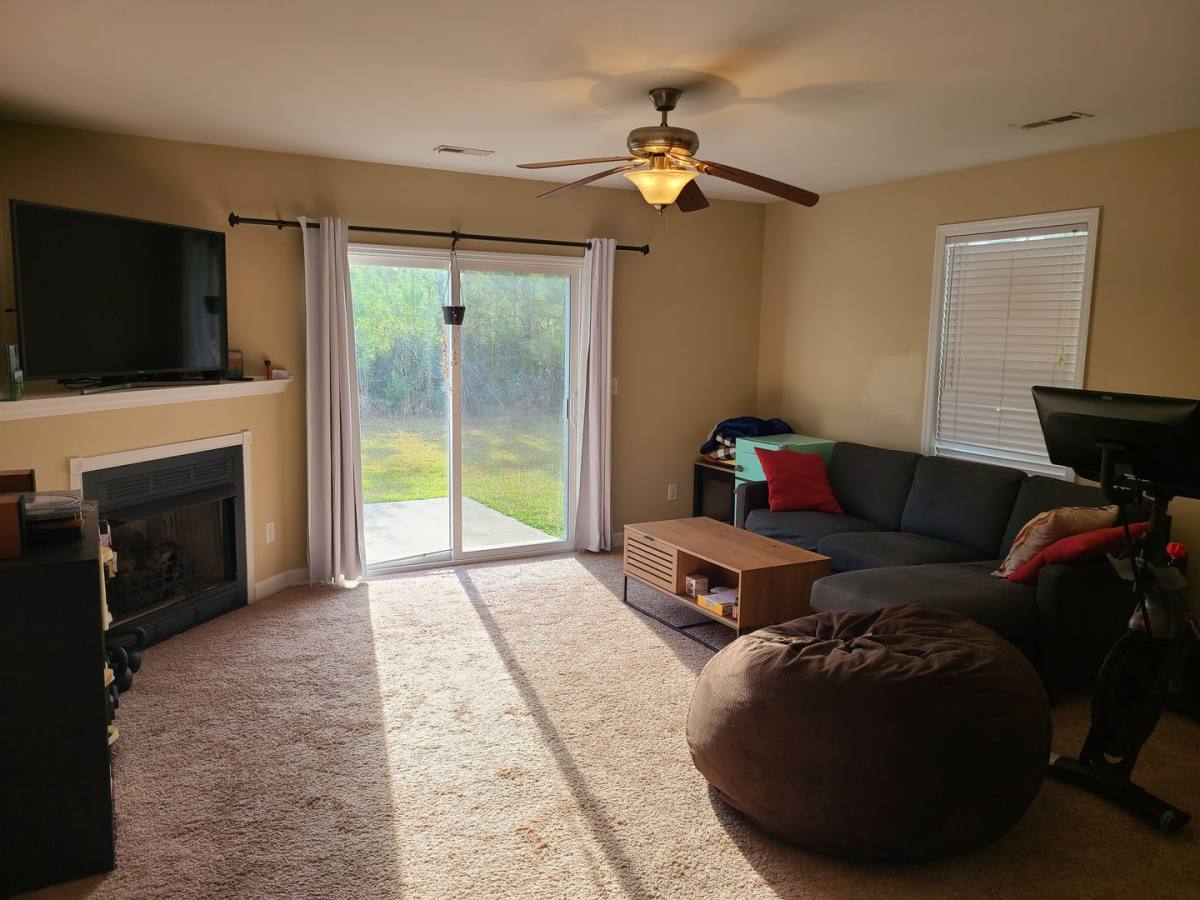 Townhouse for rent at 180 Pine Hollow Rd, Holly Ridge, NC 28445
