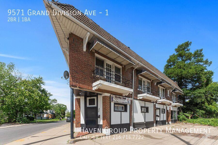 Apartment for rent at 9571 Grand Division Ave #1, Cleveland, OH 44125