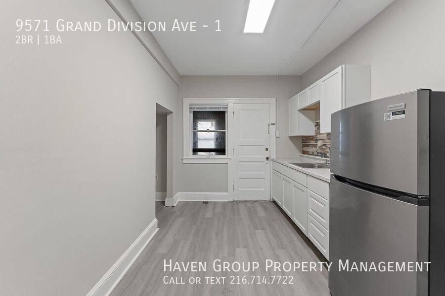 Apartment for rent at 9571 Grand Division Ave #1, Cleveland, OH 44125