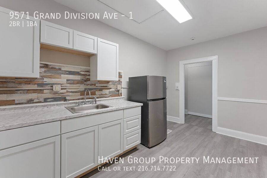 Apartment for rent at 9571 Grand Division Ave #1, Cleveland, OH 44125