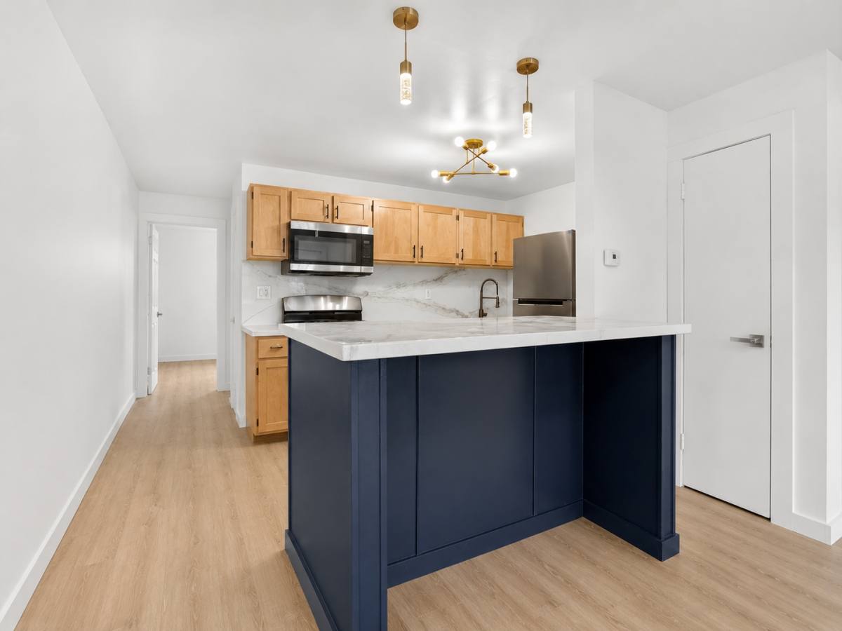 Apartment for rent at 424 N Black Horse Pike, Runnemede, NJ 08078