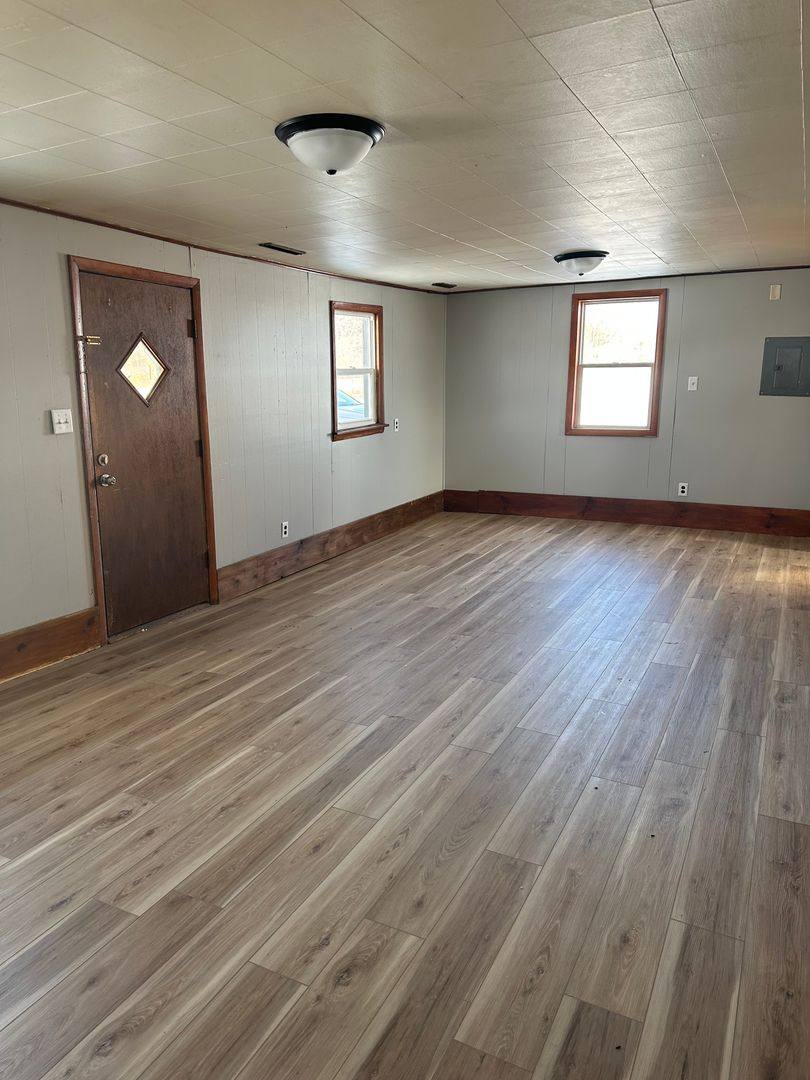 House for rent at 308 Birdland Dr, Evansdale, IA 50707