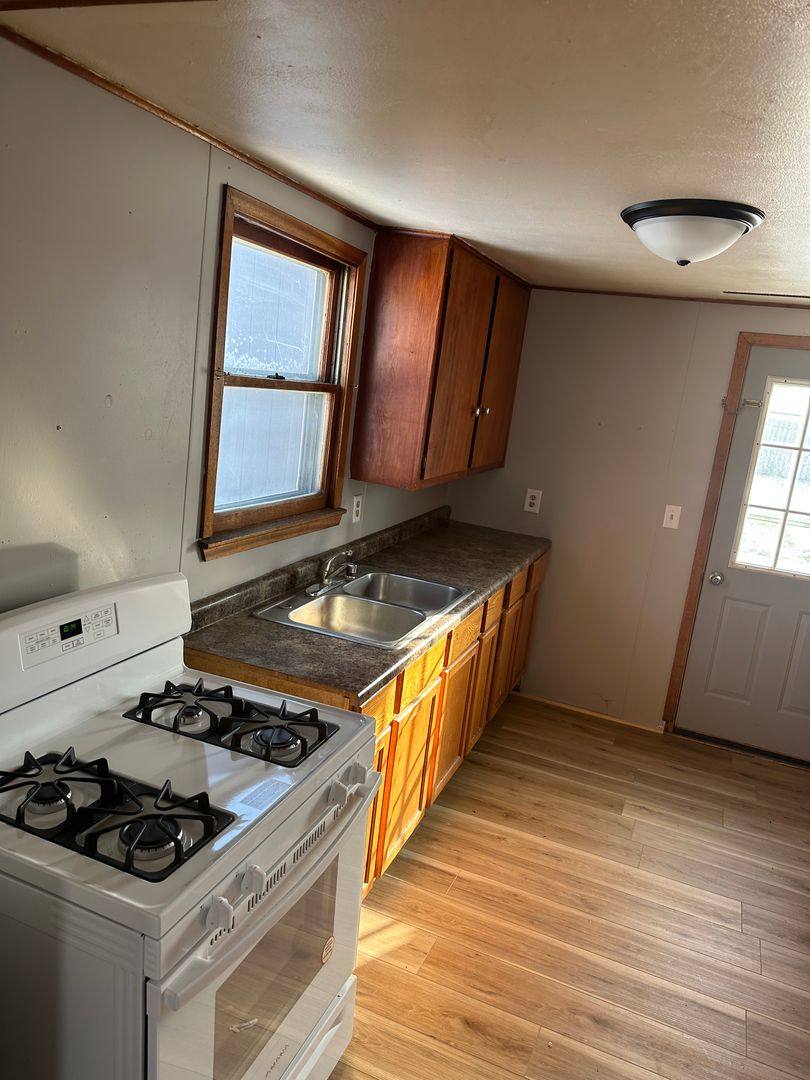 House for rent at 308 Birdland Dr, Evansdale, IA 50707