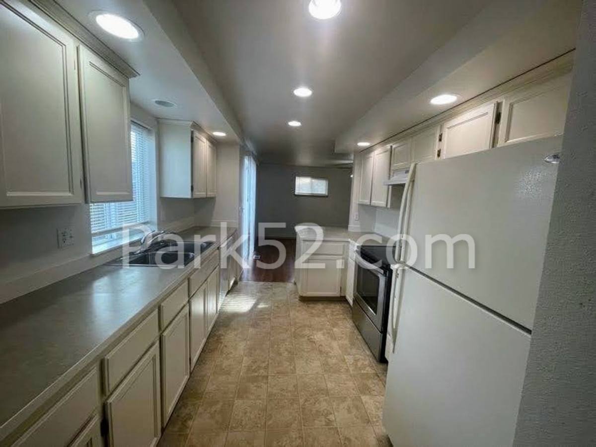 House for rent at 1425 82nd St Court E, Tacoma, WA 98404