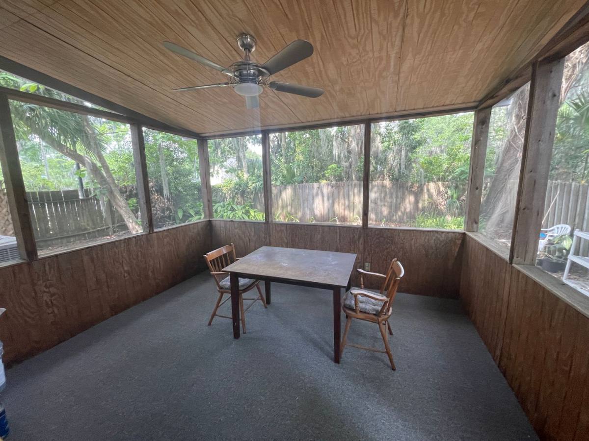 Apartment for rent at 231 SW 5th St, Gainesville, FL 32601