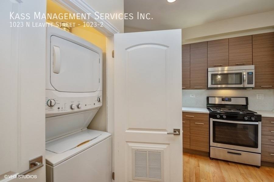 Apartment for rent at 1023 N Leavitt St #2, Chicago, IL 60622