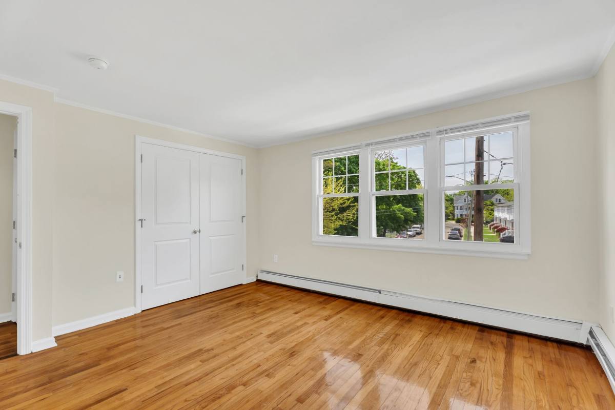 Townhouse for rent at 783 Savin Ave, West Haven, CT 06516