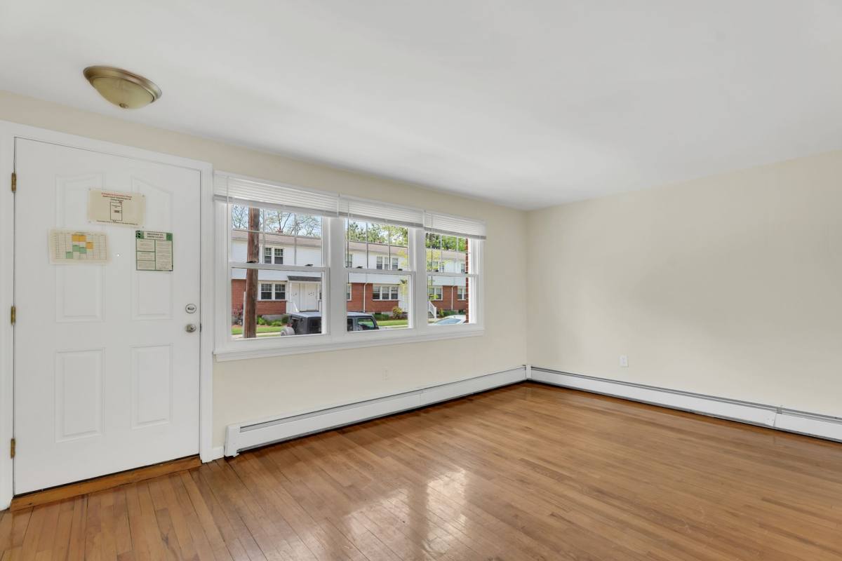 Townhouse for rent at 783 Savin Ave, West Haven, CT 06516