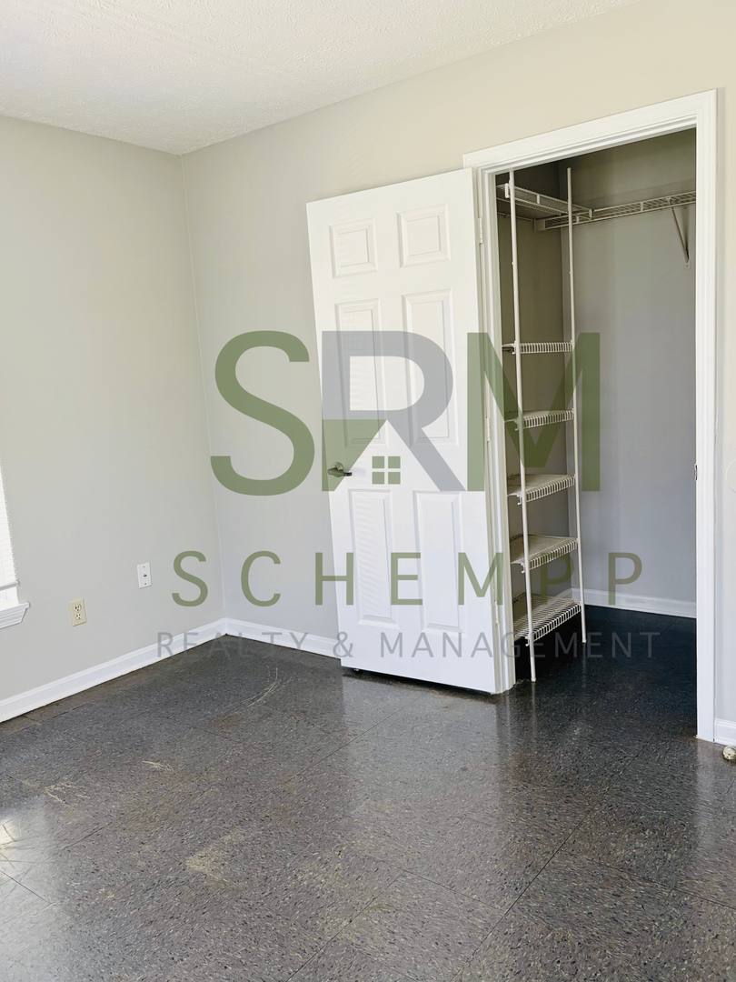 Apartment for rent at 2718 W Jefferson #3, Louisville, KY 40212