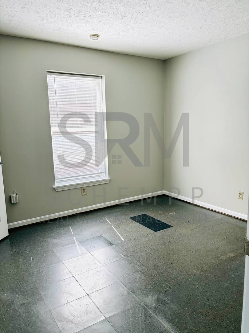 Apartment for rent at 2718 W Jefferson #3, Louisville, KY 40212
