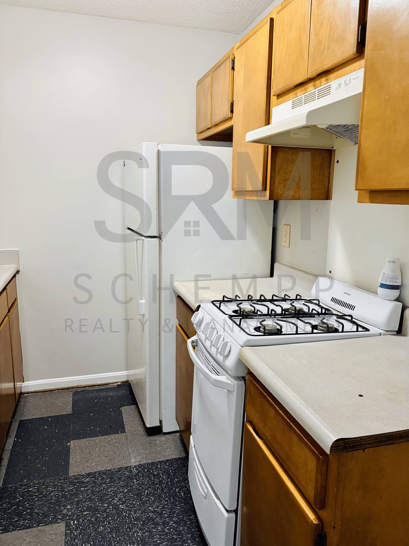 Apartment for rent at 2718 W Jefferson #3, Louisville, KY 40212