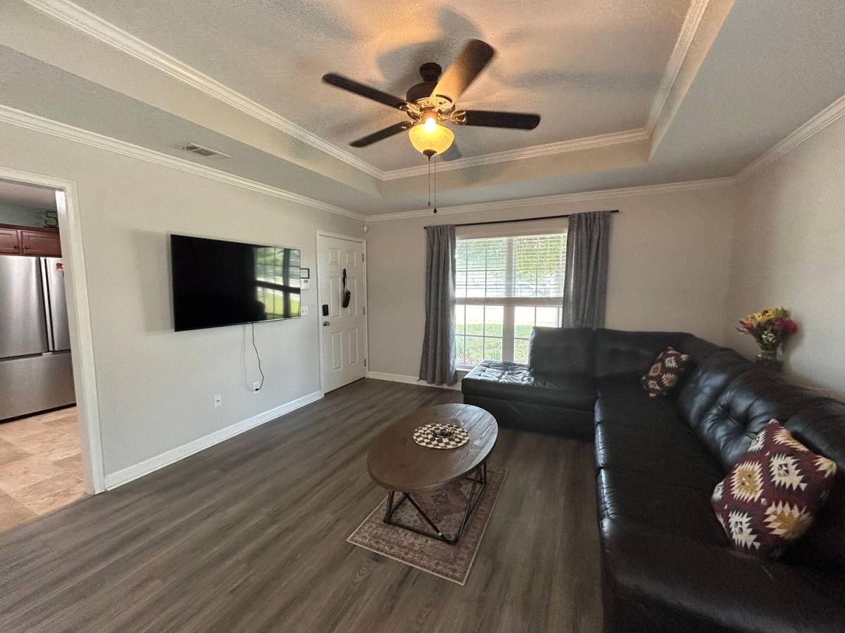 House for rent at 120 Grandview Dr, Hinesville, GA 31313