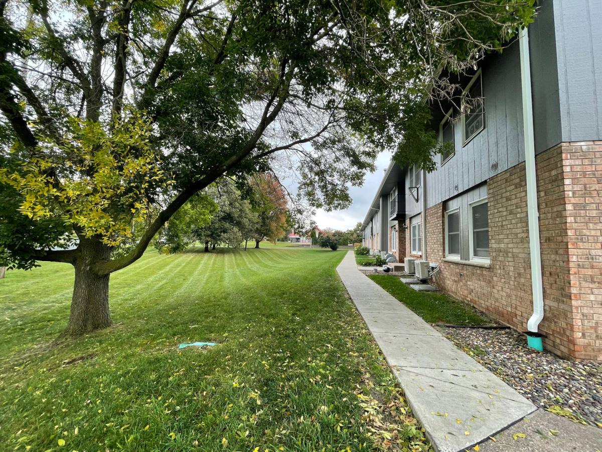 Apartment for rent at 1029 State St, River Falls, WI 54022