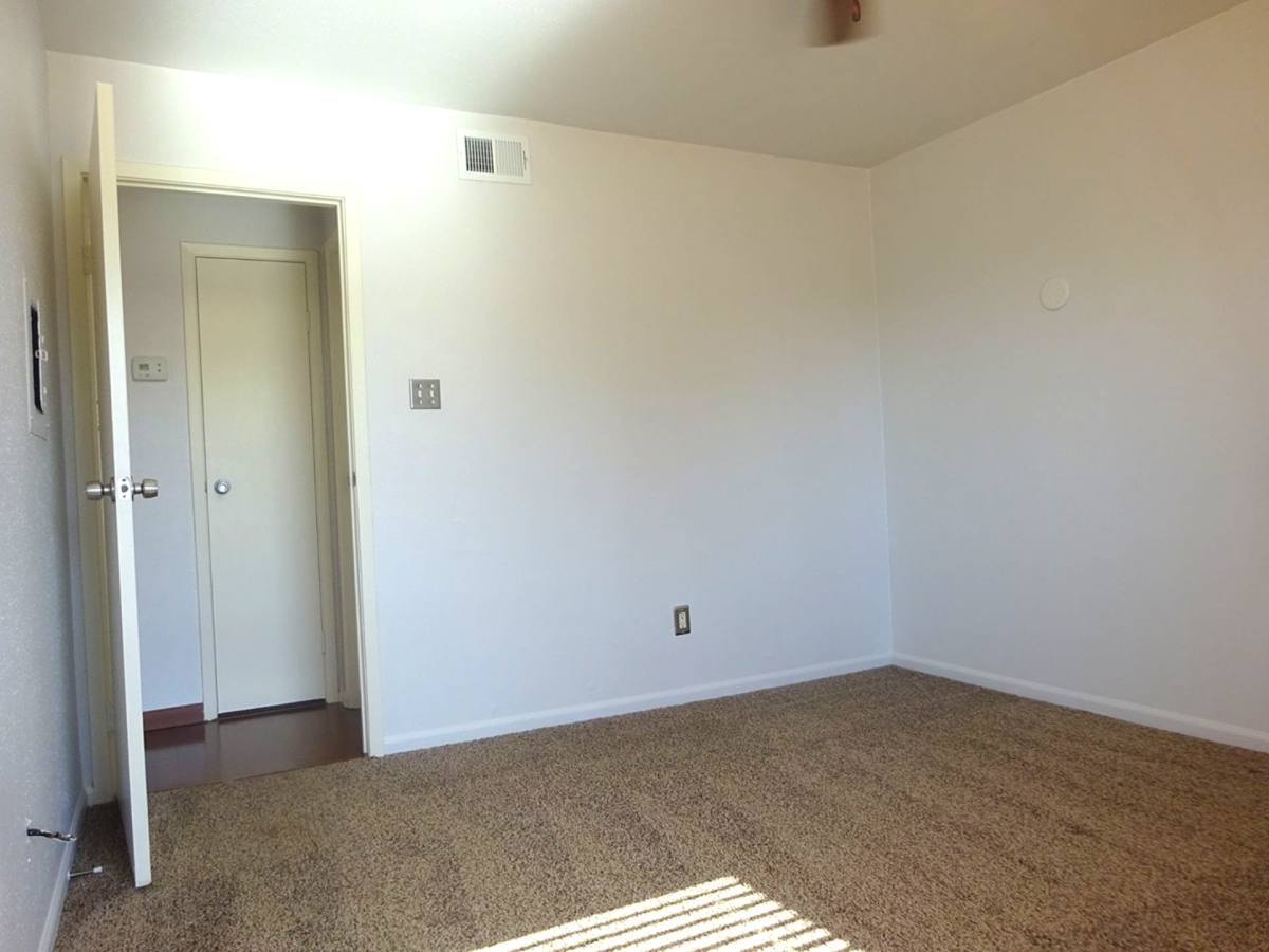 Condo for rent at 101 Stratford St #205, Houston, TX 77006