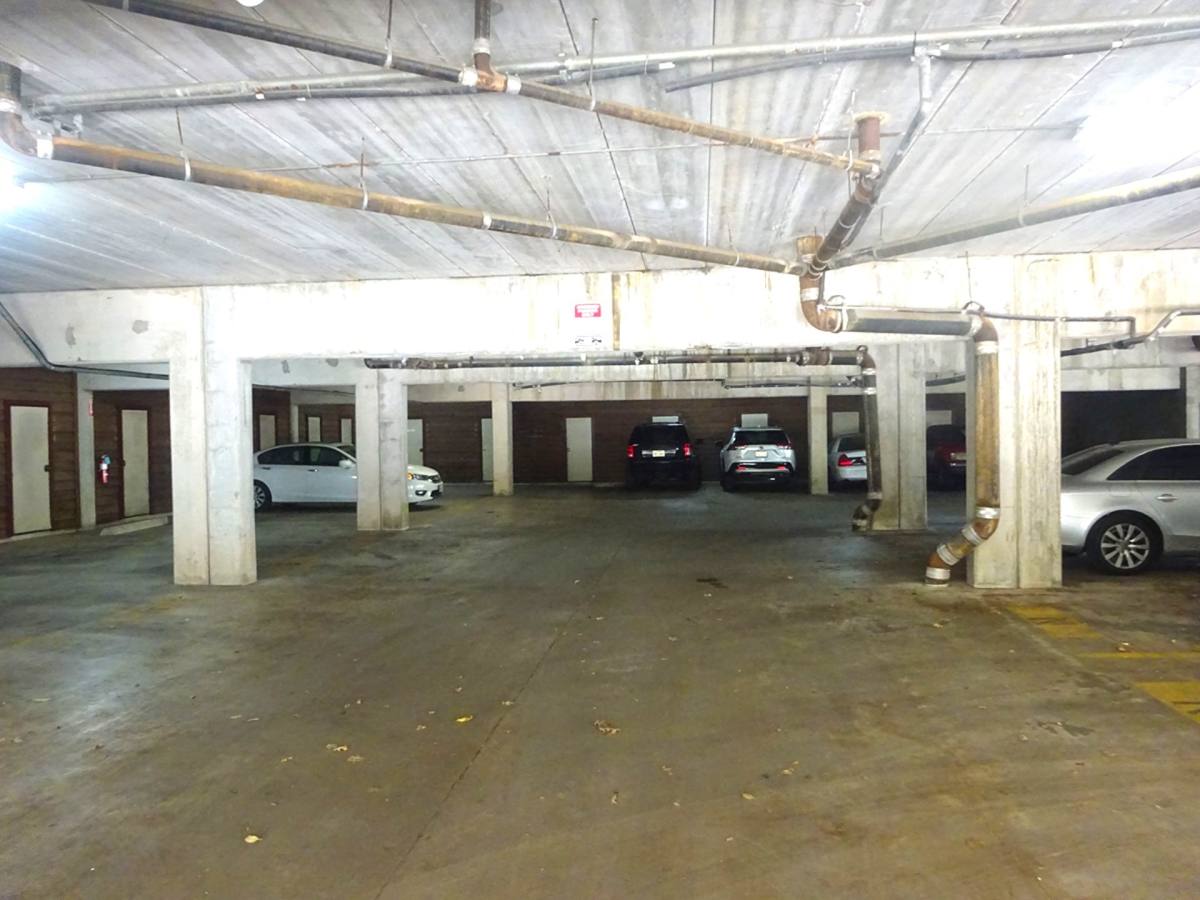 Condo for rent at 101 Stratford St #205, Houston, TX 77006