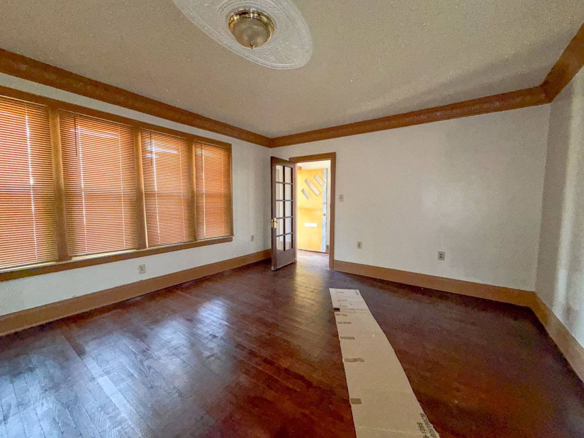 House for rent at 9392 Woodside St, Detroit, MI 48204