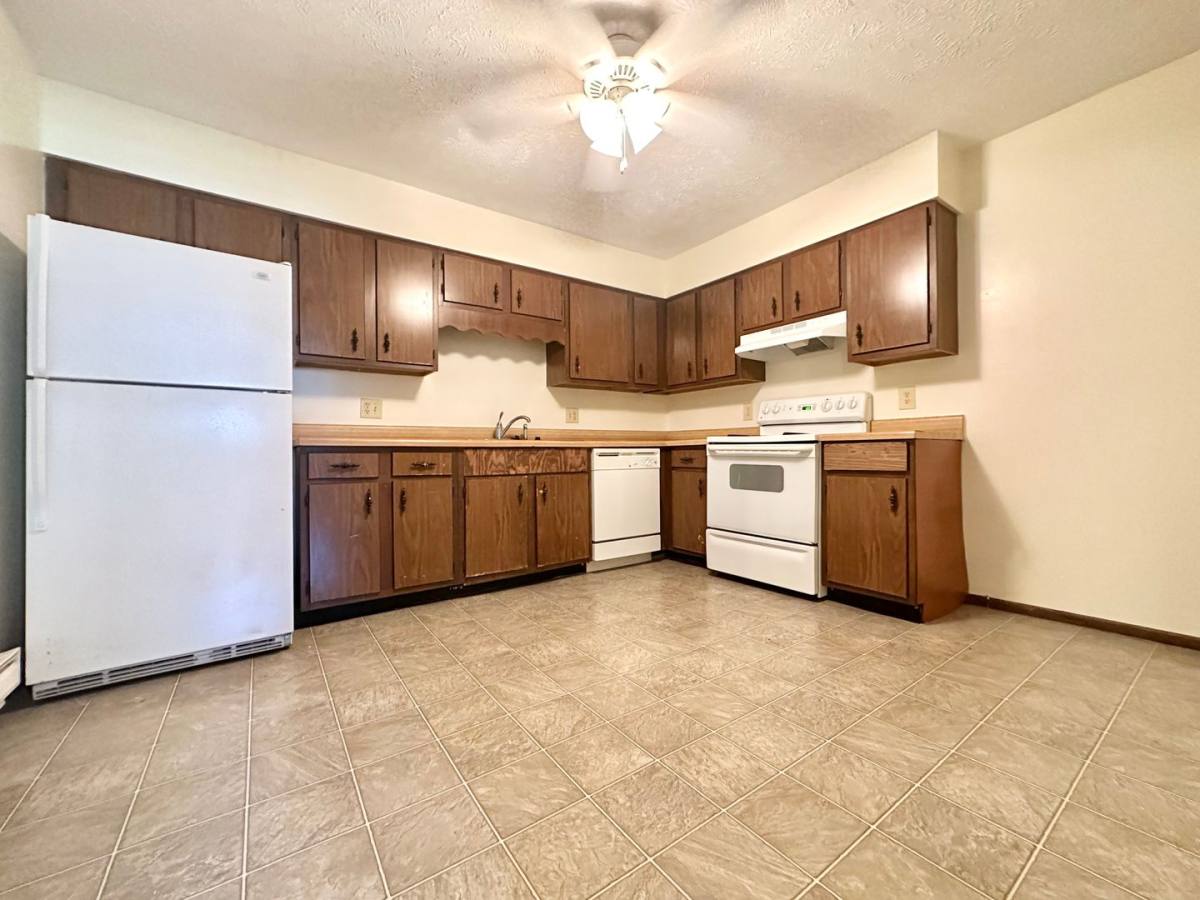 Apartment for rent at 102 N Orr Dr, Normal, IL 61761