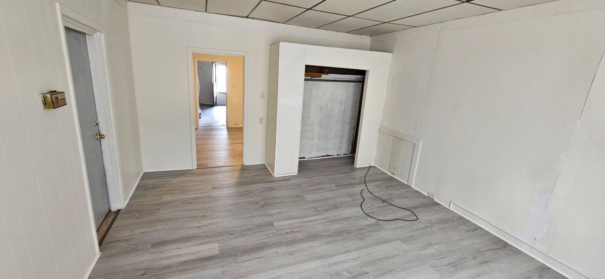 Apartment for rent at 401-403 Arch St, Cumberland, MD 21502