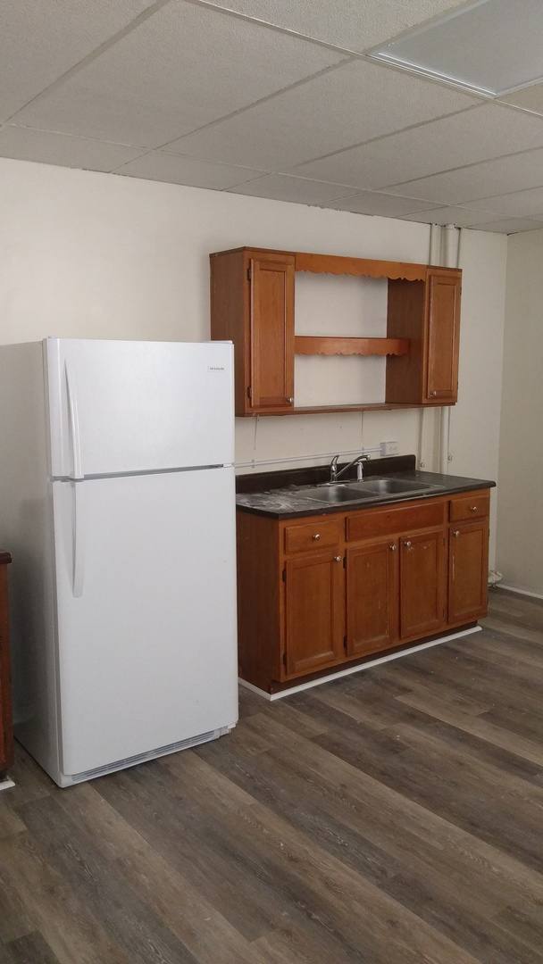 Apartment for rent at 401-403 Arch St, Cumberland, MD 21502