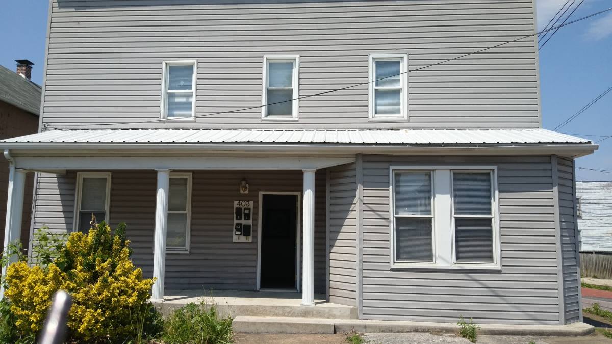 Apartment for rent at 401-403 Arch St, Cumberland, MD 21502