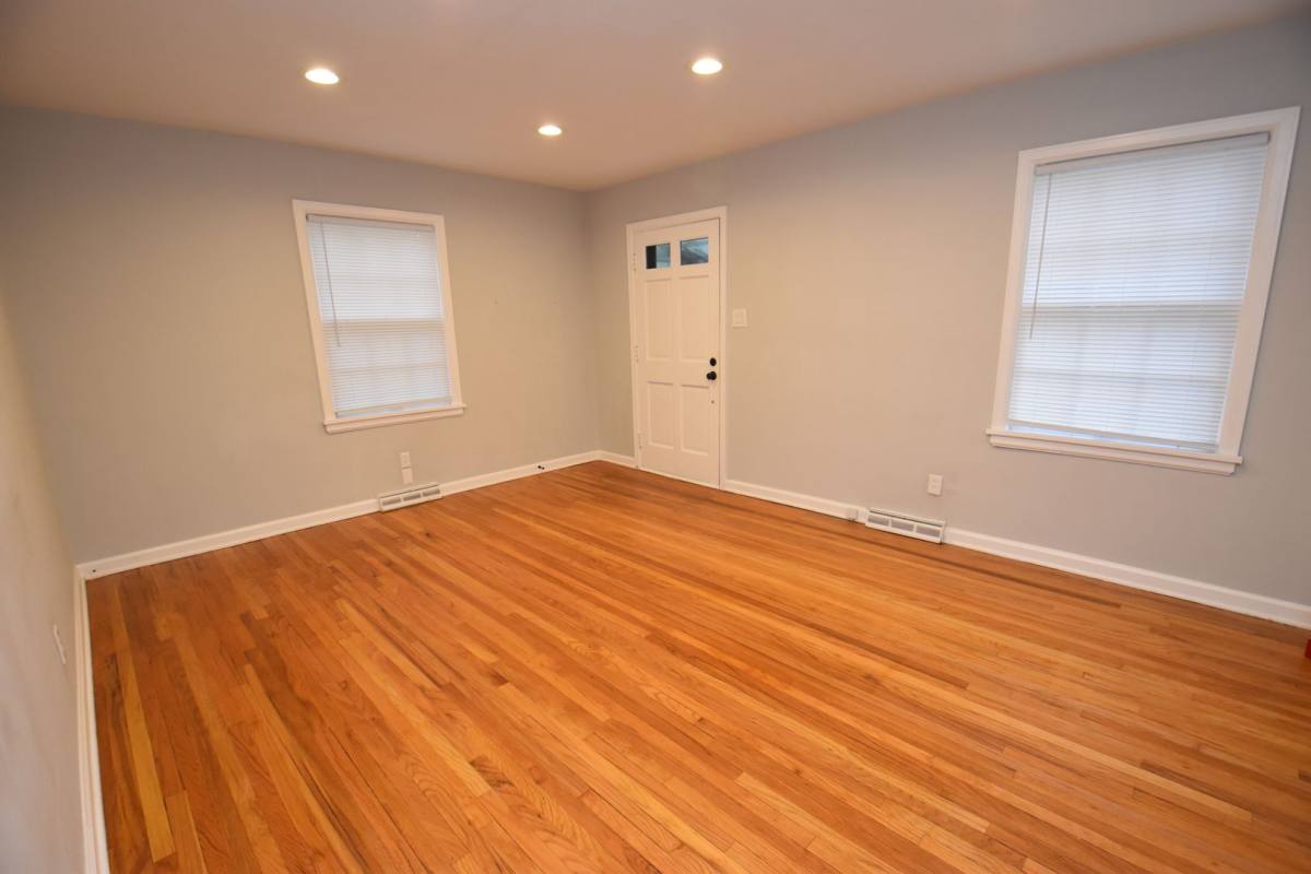 House for rent at 19585 Sunset Lane, South Bend, IN 46637