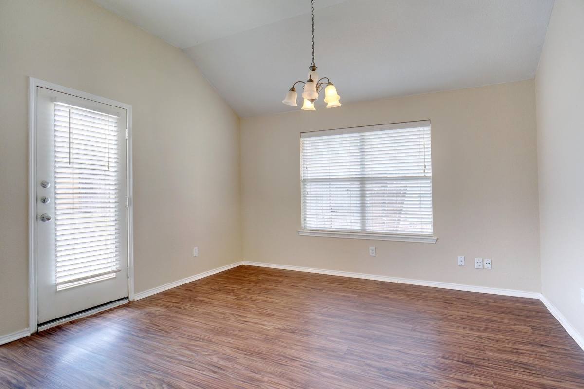 House for rent at 1305 Mountain Peak Dr, Haslet, TX 76052