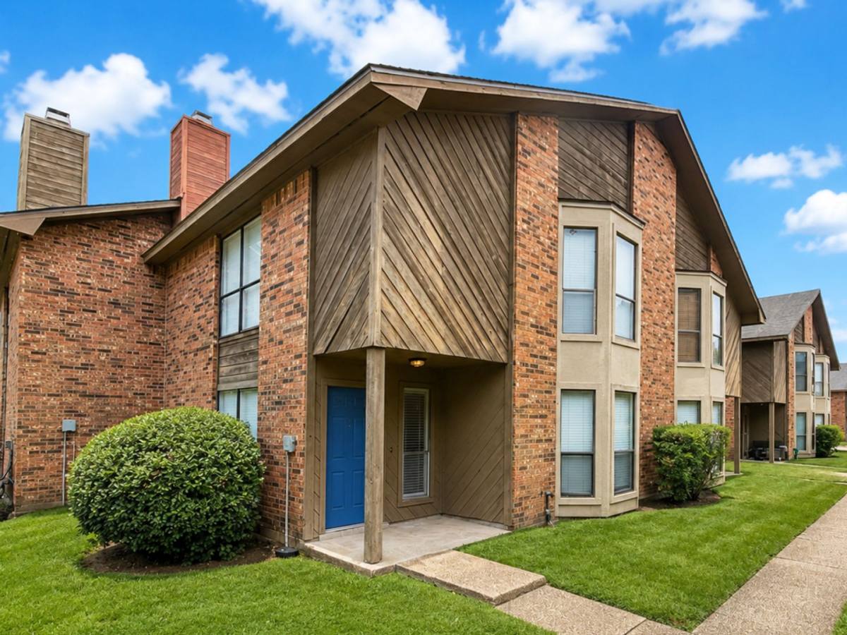 Townhouse for rent at 1983 S Brightside View Dr #A, Baton Rouge, LA 70820