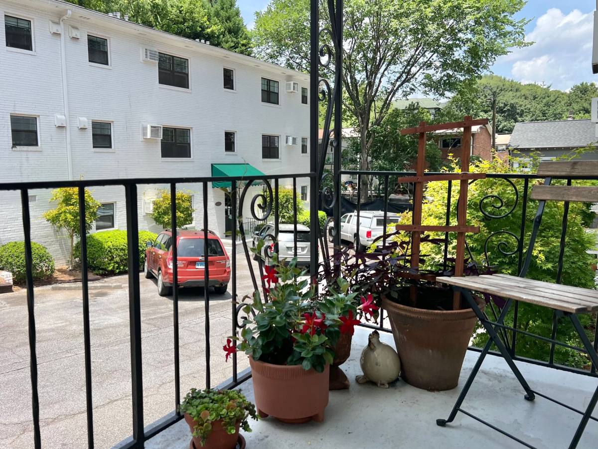 Apartment for rent at 286 9th St #5, Atlanta, GA 30308