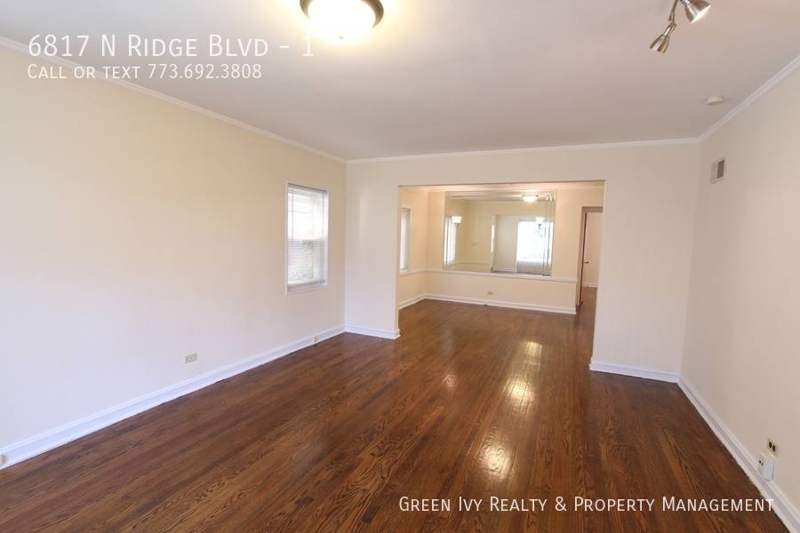 Apartment for rent at 6817 N Ridge Blvd #1, Chicago, IL 60645