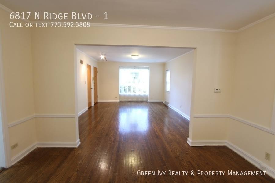 Apartment for rent at 6817 N Ridge Blvd #1, Chicago, IL 60645