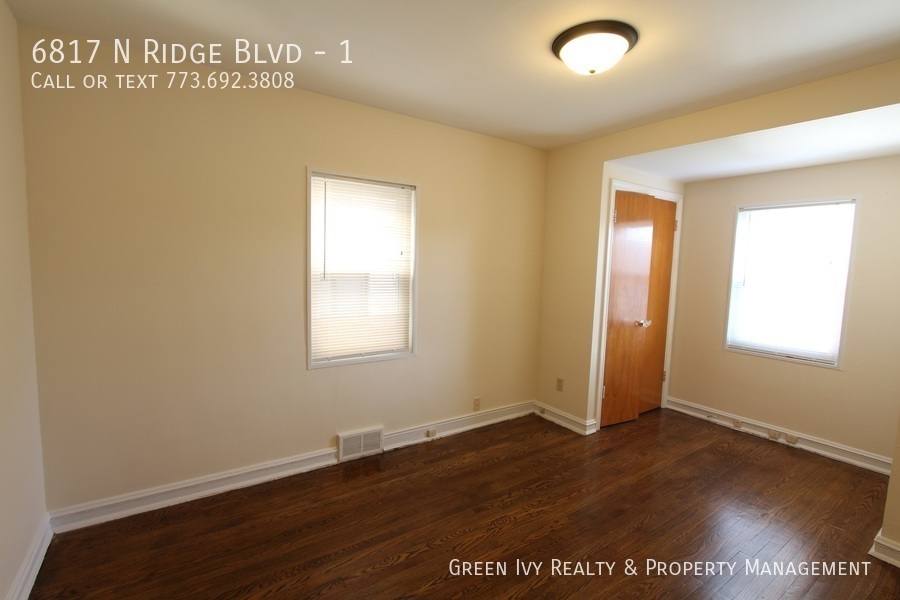 Apartment for rent at 6817 N Ridge Blvd #1, Chicago, IL 60645