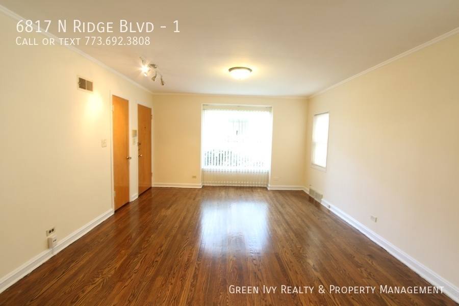 Apartment for rent at 6817 N Ridge Blvd #1, Chicago, IL 60645