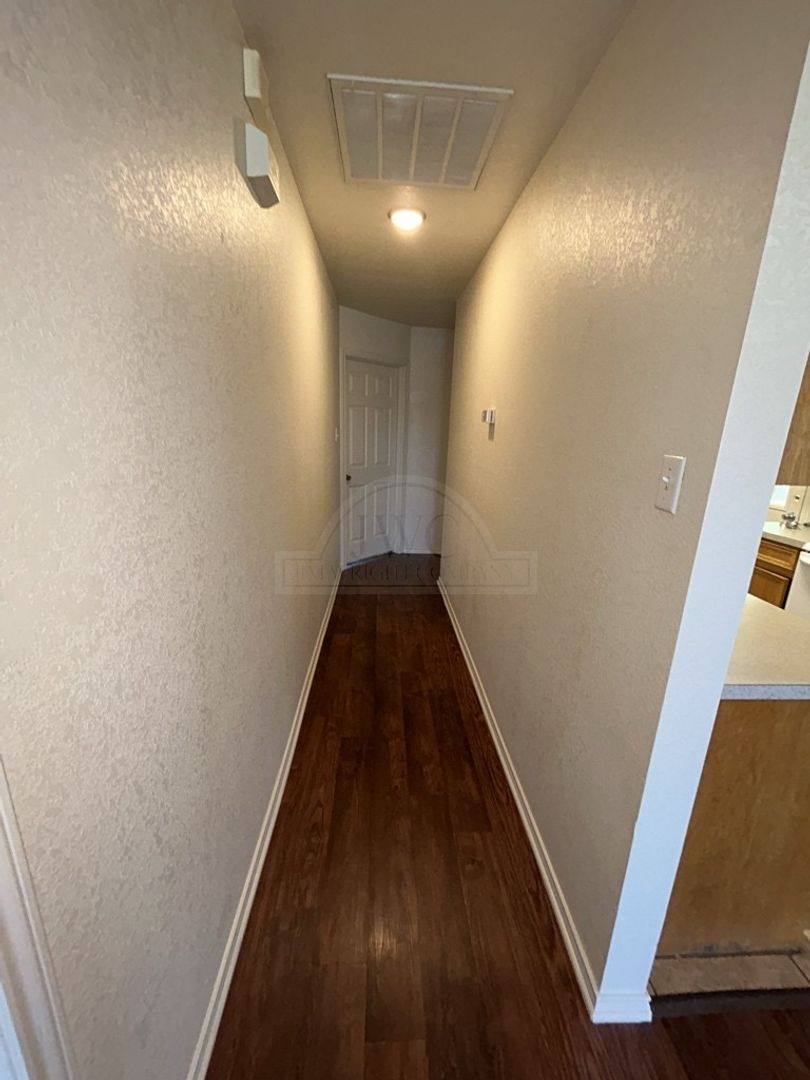 Townhouse for rent at 912 McDaniel Circle, Killeen, TX 76543
