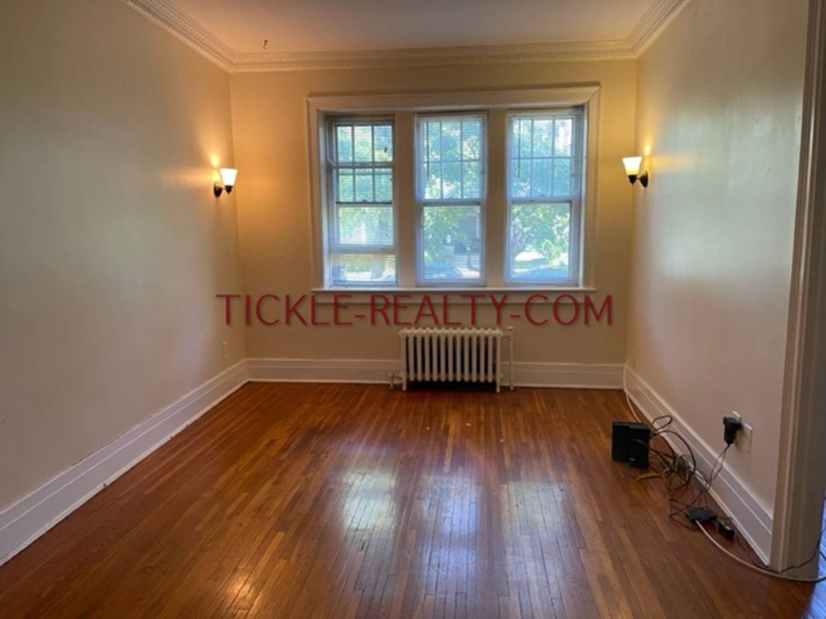 Apartment for rent at 292 Oxford St, Rochester, NY 14607