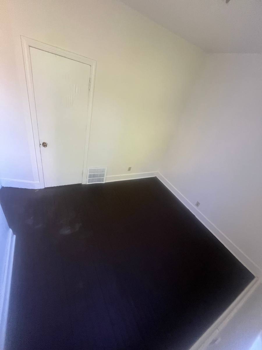 Townhouse for rent at 3012-3012A N 13th, Milwaukee, WI 53206