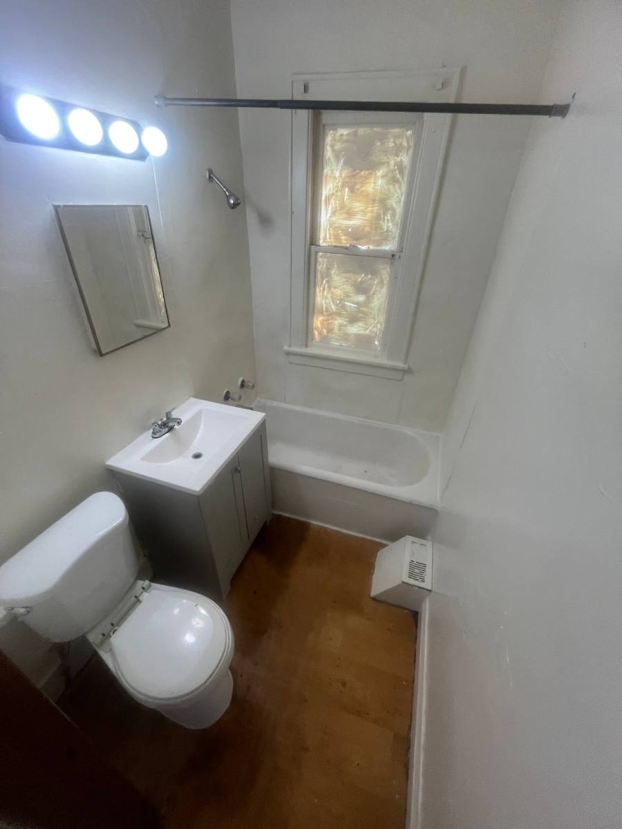 Townhouse for rent at 3012-3012A N 13th, Milwaukee, WI 53206