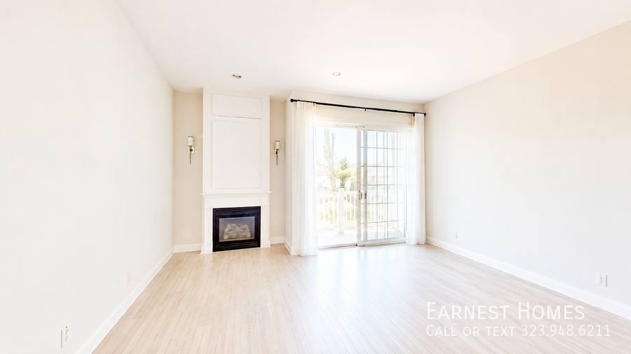 Condo for rent at 4348 Mammoth Ave #303, Sherman Oaks, CA 91423