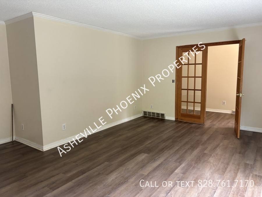 House for rent at 1130 Orion Davis Rd, Waynesville, NC 28786